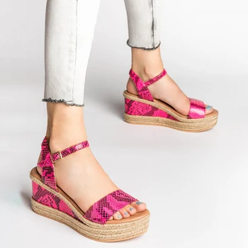 

2020 New Women Sandals Summer Ladies Female Sandals Soft Beach Shoes Printed Flats Platform Sandalias Mujer Sandals