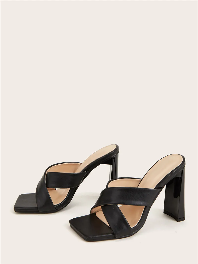 Sandália Mule Toe