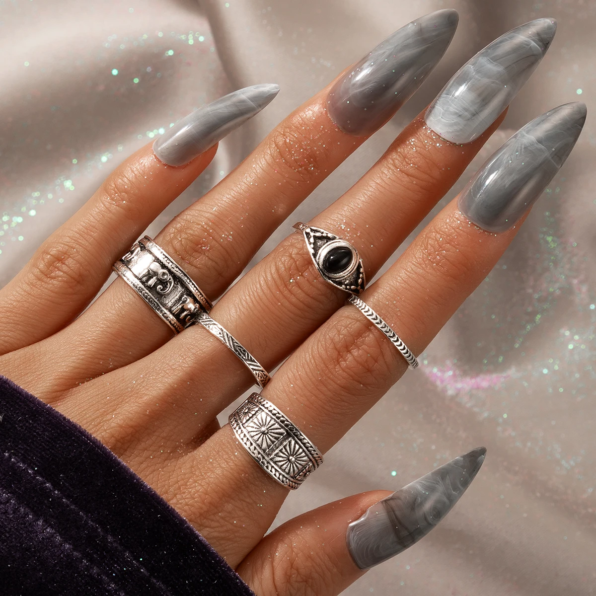 Кольцо Docona в винтажном стиле кольцо серебряного цвета с вырезами виде слона