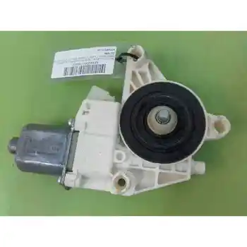 

A2048200142 WINDOW MOTOR FRONT LEFT MERCEDES C CLASS (W204) SALOON