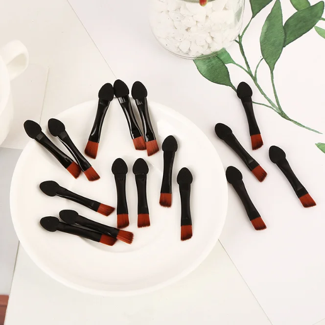 Hot selling Lip Brush Lip Pencil latex Eye shadow brush Beauty Tools Superior quality Best Price 2