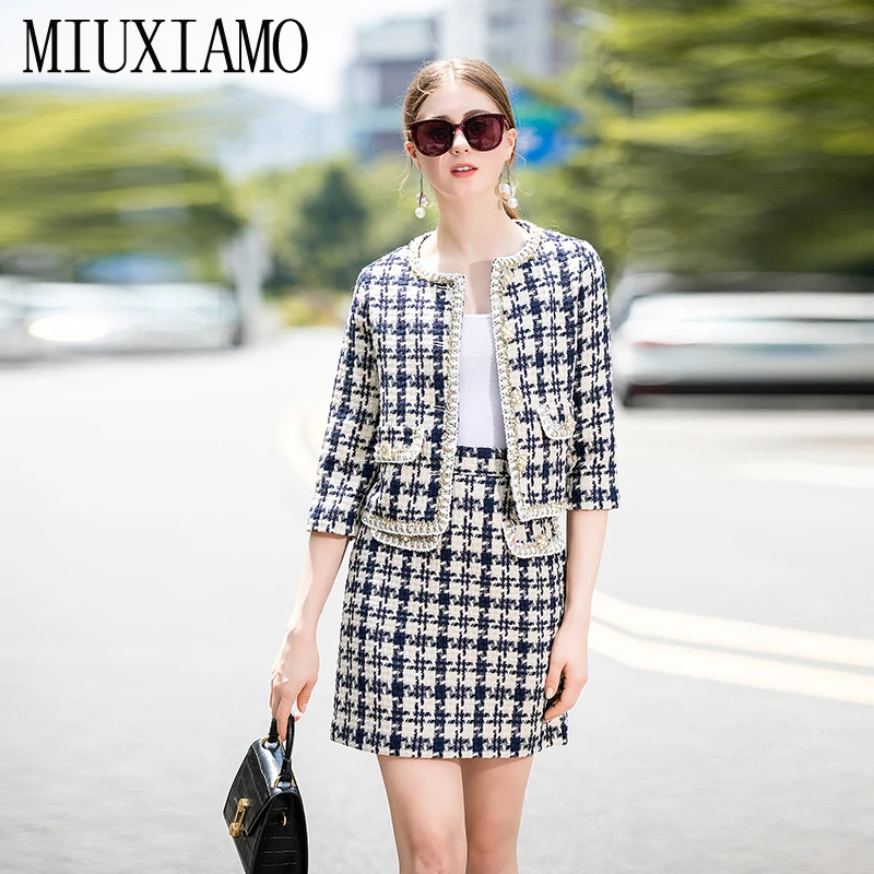 MIUXIMAO, лучшее качество, осень, офисный женский костюм-двойка, элегантный топ с коротким рукавом, роскошный+ клетчатый костюм, женские платья