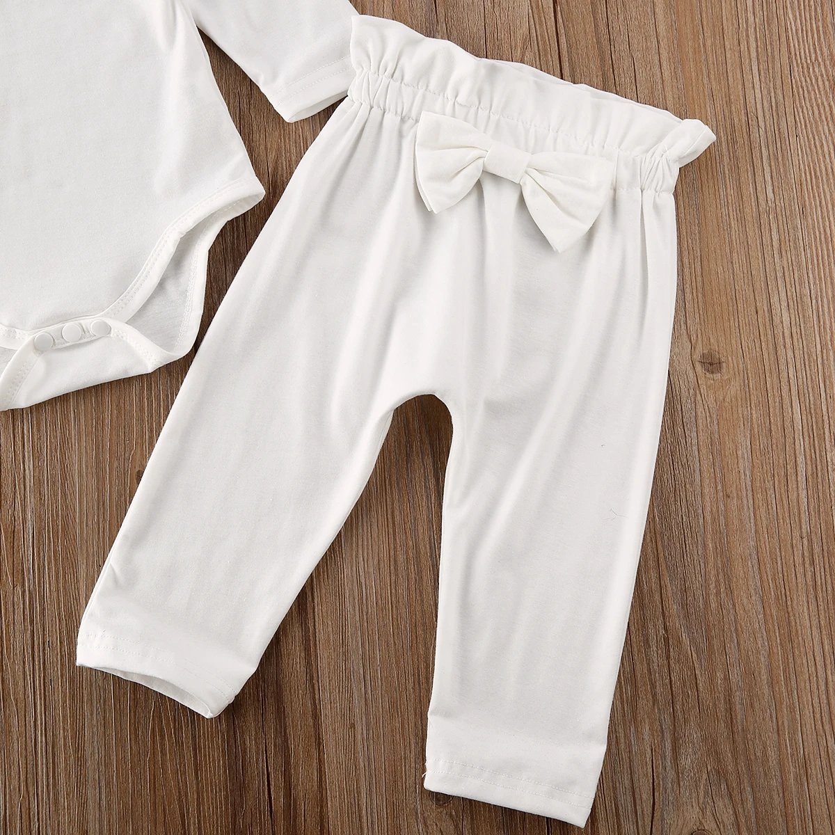 Детский комбинезон с оборками для маленьких девочек, 2 предмета, топ, однотонные брюки с бантиком, брюки осенний хлопковый комплект одежды с длинными рукавами