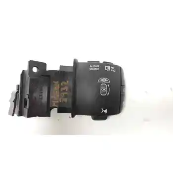 

255520014R COMMAND MULTIFUNCTION RENAULT MEGANE III SALOON 5 P