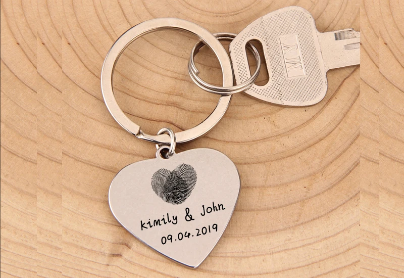 Heart Shaped Key Chain For Couple Name Date Customized Jewelry Fingerprinted Lover Anniversary Gift For Boyfriend Girlfriend