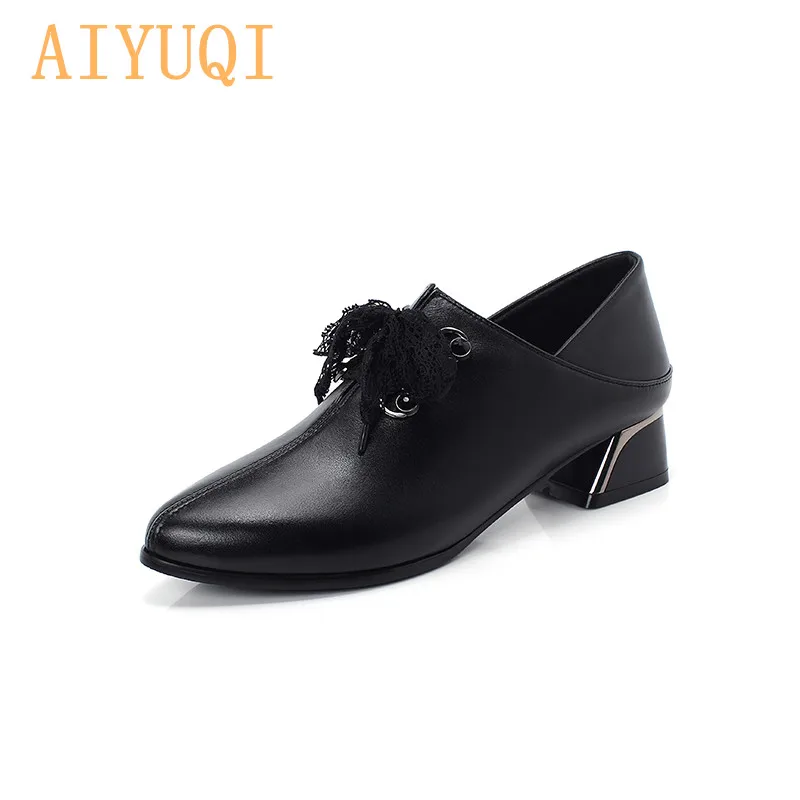 Microfiber black AIYUQI обувь последних моделей; Новинка года; женские модельные туфли из натуральной кожи на среднем каблуке; разноцветные женские офисные туфли; большие размеры - Цвет: Microfiber black