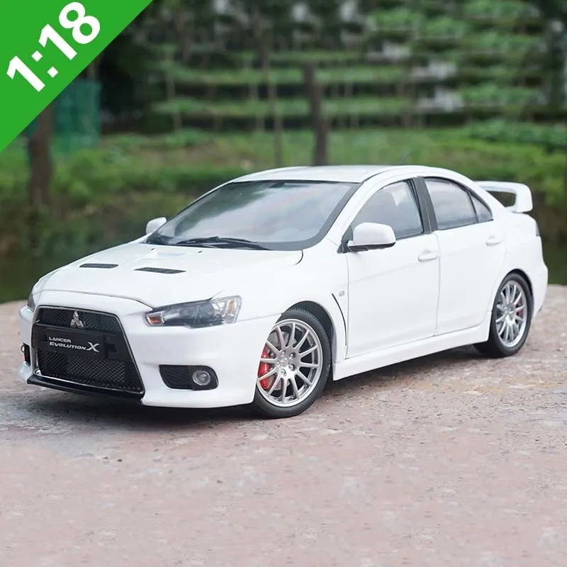 

New 1/18 Mitsubishi Lancer EVO X 10 EVO-X Left Right Steering Wheel Diecast Metal Car Model Boy Toy White Red Blue Free Shipping