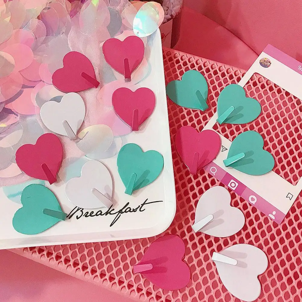 

Cute Heart Shape Hooks Metal Seamless Hanger Pink Storage Hook Self-Adhesive Wall Hanging Rack Home Girls Bedroom Decor