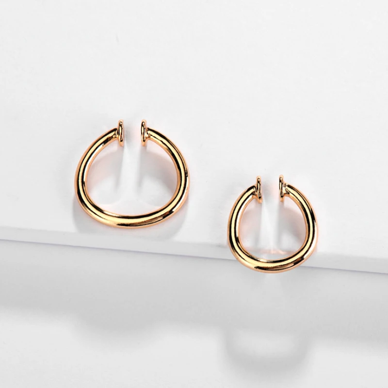 Gold 2 pcs F.I.N.S 2 шт./компл. стекируемые серьга в виде клипсы не пирсинг U-образный простой металлический геометрические серьги-кольца для Для женщин минималистский ювелирные изделия - Окраска металла: Gold 2 pcs