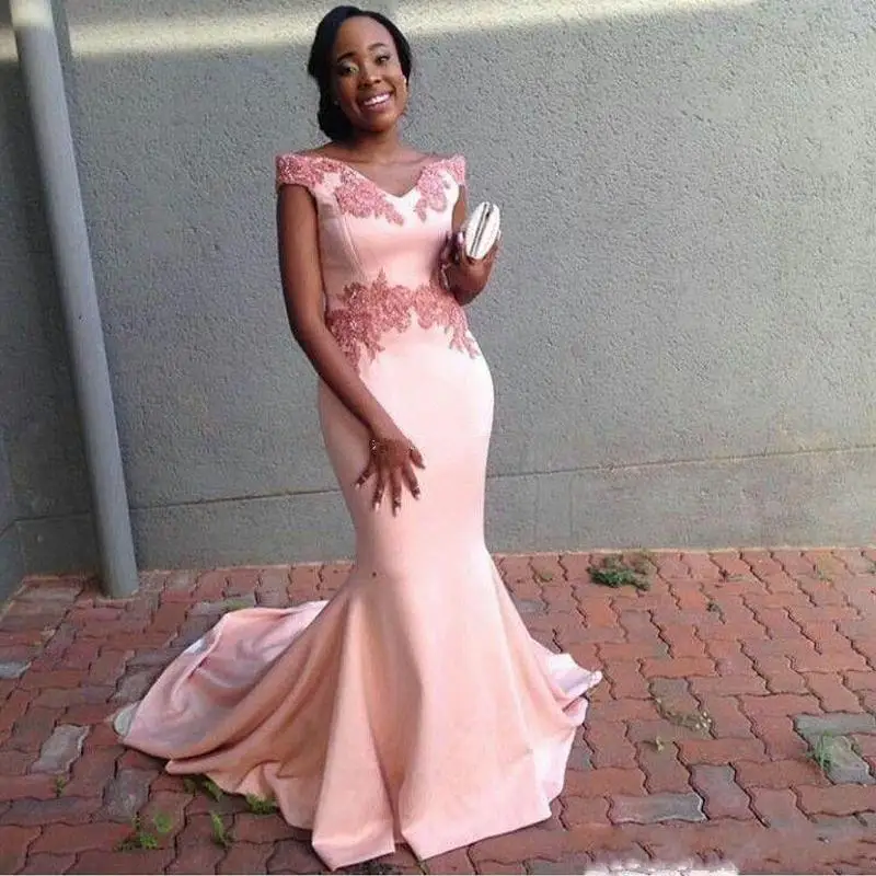 

Modern Pink Mermaid Bridesmaid Dress Cheap Long V Neck Lace Appliques Wedding Guest Gown Black Girl Prom Evening Party Gown