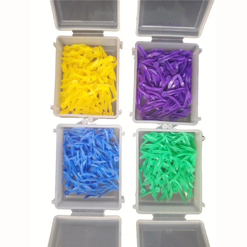 400pcs-Dental-disposable-Plastic-Wedge-With-Hole-All-4-sizes-wave-shape-Wedge (2)