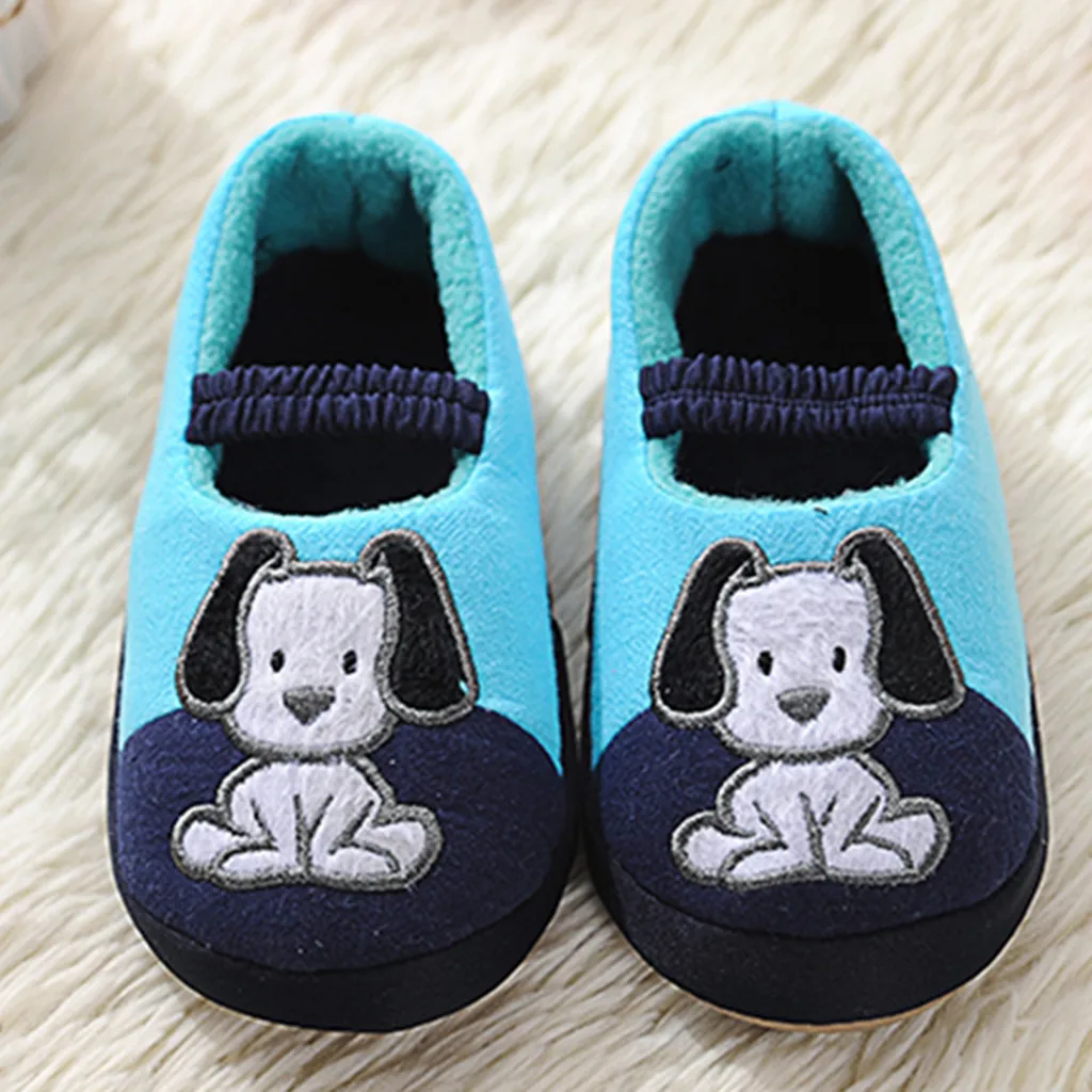 Детские тапочки; обувь для малышей; зимняя детская нескользящая обувь с милым рисунком собаки для мальчиков и девочек; домашние тапочки; Zapatos De Casa
