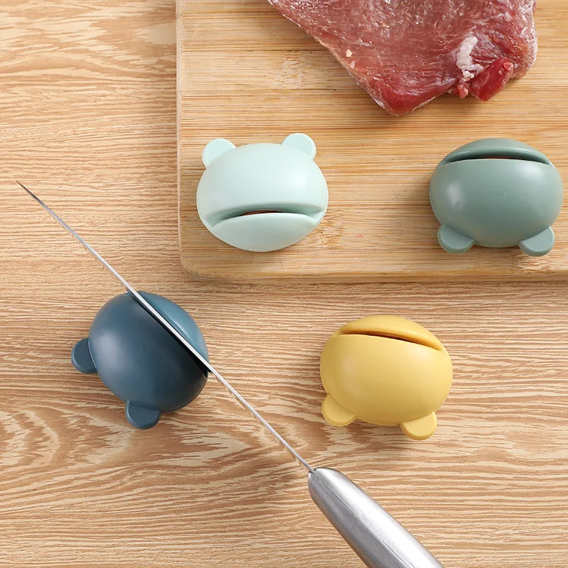 

Mini ABS Matte Knife Sharpener Cute creative Portable Cartoon Type Whetstone Sharpener Sharpening Knives Stone kitchen tools