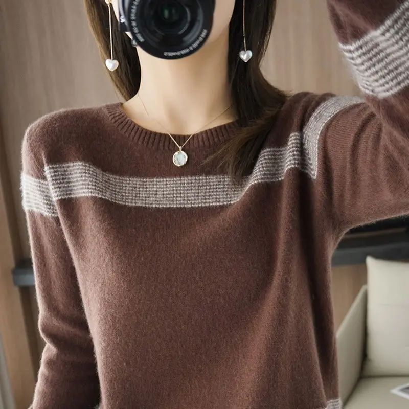 

Женский свитер в полоску, с круглым вырезом и длинным рукавом