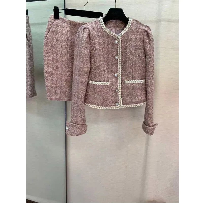 

9.8 2019 New High quality temperament O-neck pearls button long sleeve short coat slim knitted tops + A-line skirt fashion suit