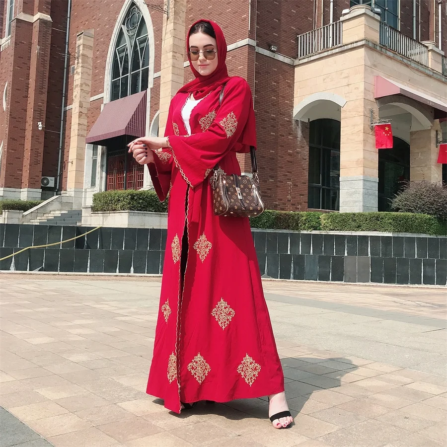 Siskakia модное мусульманское женское Открытое платье абайя винтажный этнический кардиган с вышивкой халаты Осенняя зимняя верхняя одежда с тонким поясом