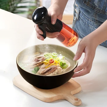 

20.5x6cm Oil Spray Empty Bottle Kitchen Baking Vinegar Bottle BBQ Salads Oil Sprayer Container Kitchen Spice Tools