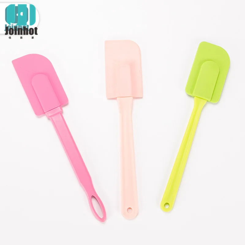 High-temperature Resistant Kitchen Baking Tool Multi-functional Cake Cream Deconstructable Medium Silicone Scraper
