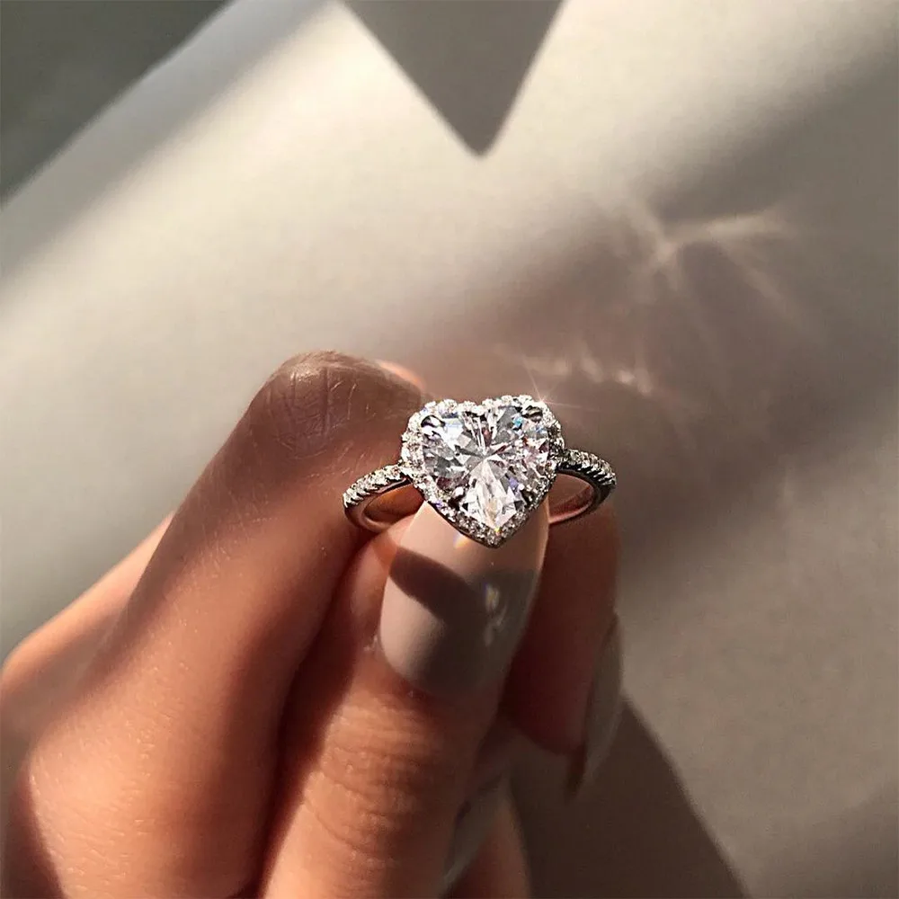 

Fashion Crystal Heart Shaped Wedding Rings Women's Zircon Engagement Rings Glamour Jewelry