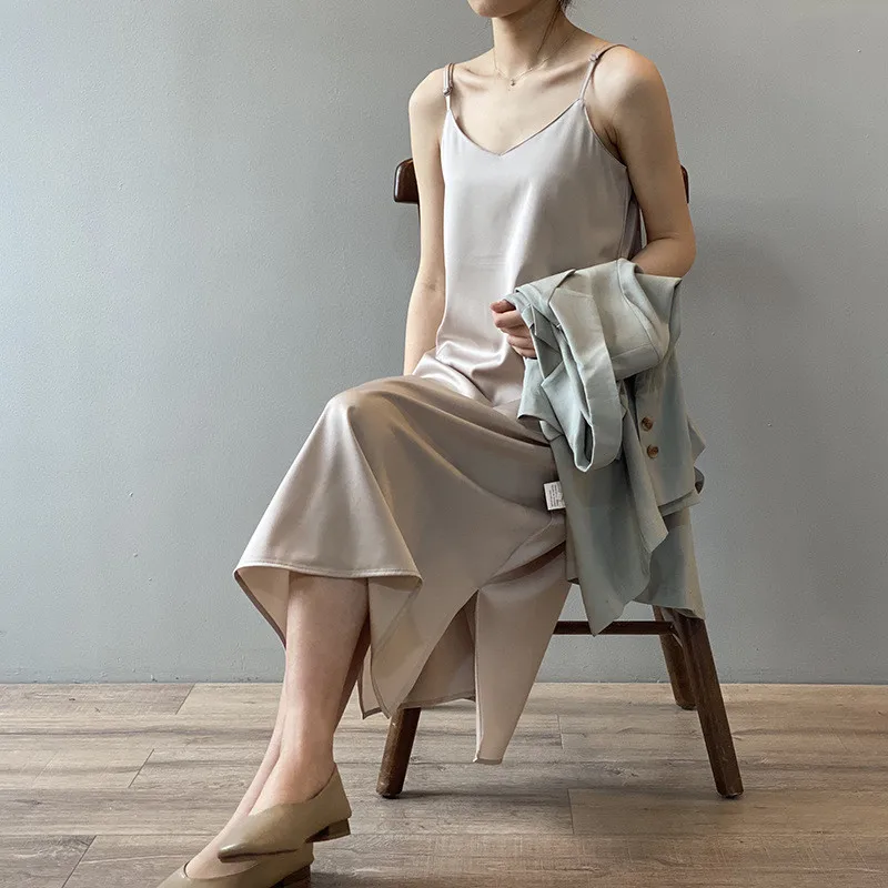 Summer Satin Black Sexy Women Dress 2020 Women's Dress Luxury Shiny Sundress Imitation Silk dress Y0786 Spaghetti Strap Dresses (8)