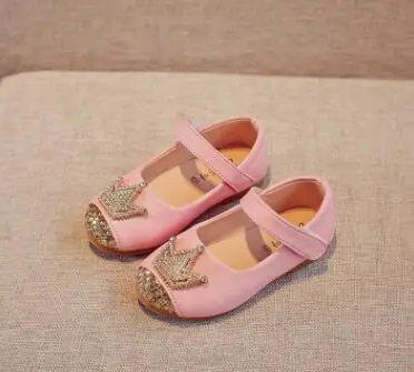 Йоркзалер Весенняя детская обувь принцессы для девочек Детская Свадебная обувь для девочек Золотая Черная Корона блестки детская водонепроницаемая обувь - Цвет: Pink