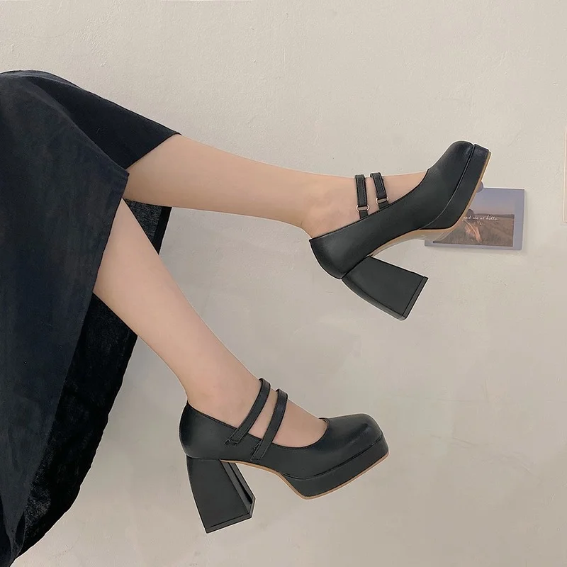 Zapatos de tacón alto góticos para mujer, versión coreana del rebelde ancho, con cabeza cuadrada, Retro, Mary Jane, 2021