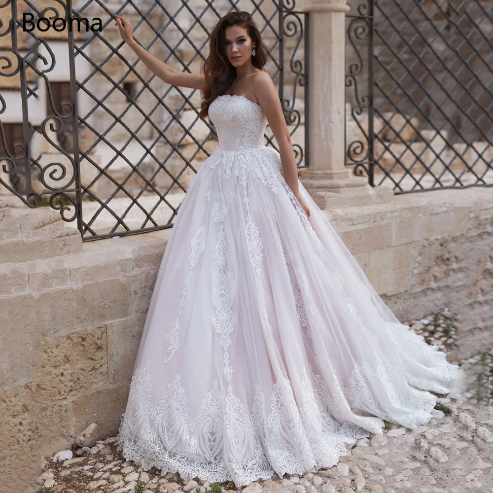

Elegant Pink Ball Gown Wedding Dresses Strapless Appliques Chapel Train Bride Dresses Lace Up Sleeveless Long Wedding Gowns