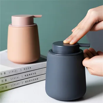 

Nordic Soap Dispenser Bottle Cosmetics Shampoo Emulsion Separate Bottles Ceramic Spherical Mouthwash Cup Bathroom Accessories