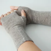 Осень и зима стиль кашемировые шорты с бриллиантами без пальцев