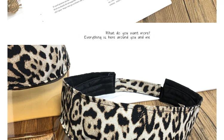 10830365749_1138338303