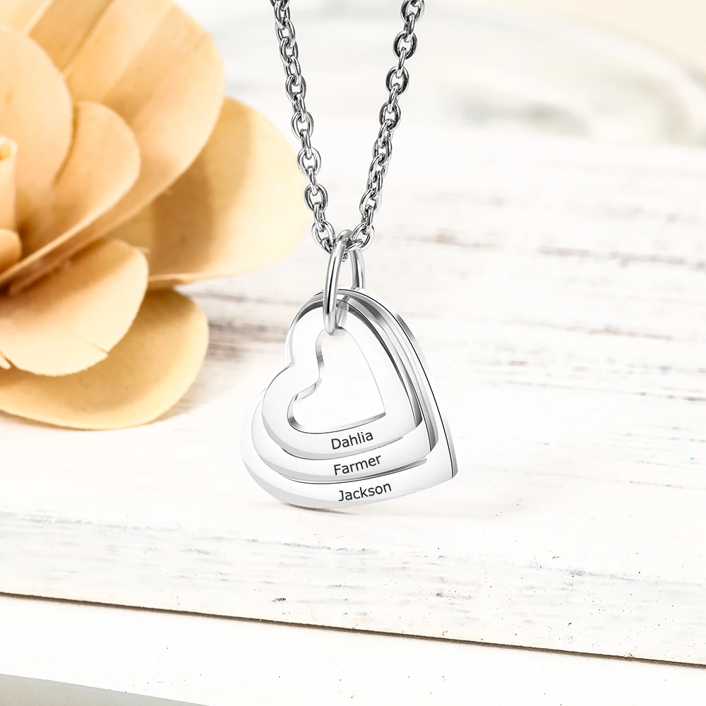 

Engraved Three Hearts Pendant Necklace Stainless Steel Chain Personalized Custom Family Name Necklace For Mom Grandmother