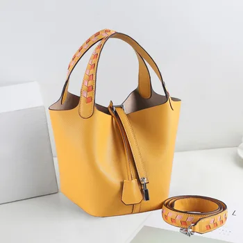 

New Handbag Woven Vegetable Basket Bag Bucket Bag Single Shoulder Messenger Bag Ladies Leather Composite Bag