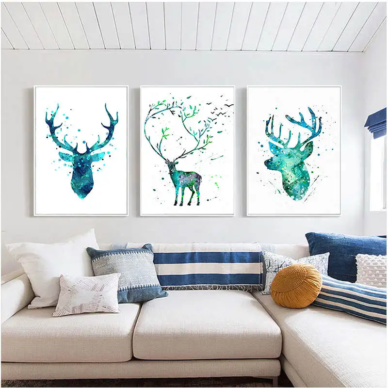 Картина с синими акварельными рисунками оленей и силуэт плакатов минимализм