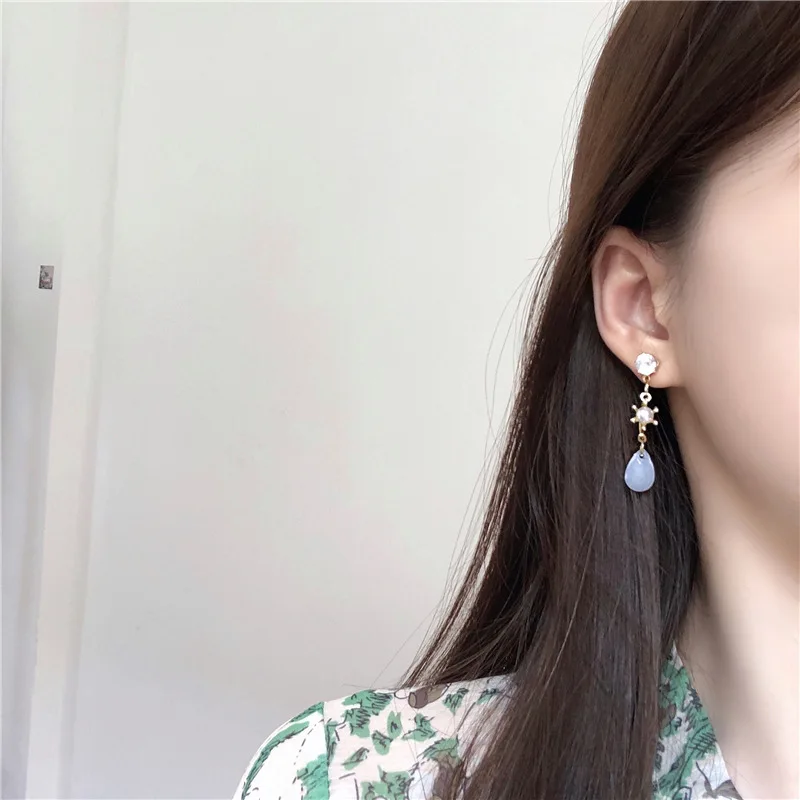 Korean Style Asymmetric Crystal Water Drop Clip on Earrings No Pierced Elegant Pearls Long Chain Clip Earrings Without Piercing