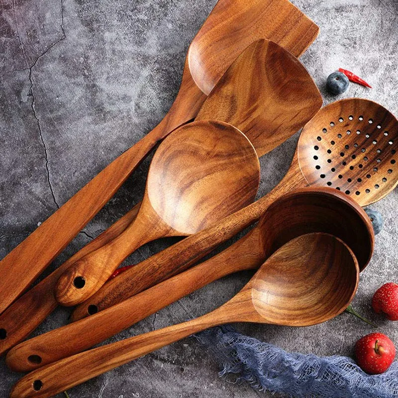Набор кухонной утвари, деревянные ложки для приготовления пищи, сковорода с антипригарным покрытием, кухонный инструмент, деревянные ложки для приготовления пищи и деревянные ложки для хранения утвари из дерева