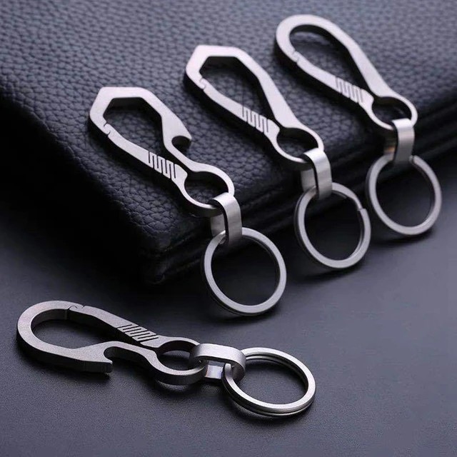 1PC Ultra Lightweight Titanium Alloy Keychain EDC Key Rings Jewelry Holders Men Keychains Luxury Lettering Outdoor Tools 1