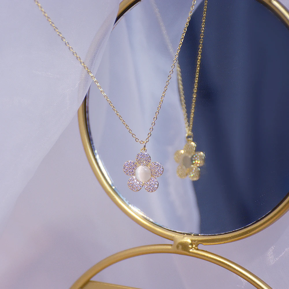 14k Real Gold Luxury Delicate Full Diamond Flower Women Necklace Temperament Simple Micro Inlaid Zircon Choker Wedding Colar