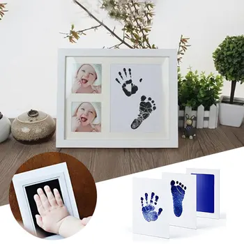 

4Colors 3pcs/set Baby Care Non-Toxic Handprint Kit 1 Printing Oil and 2 Sheets of Paper Newborn Baby Footprint Pad Photo