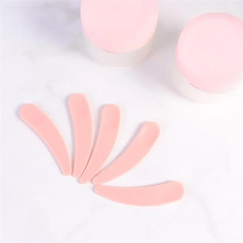 50Pcs Disposable Makeup Stick Facial Mask Stick Spoon Cosmetic Plastic Spatula Scoop Professional Makeup Tools For Women Girls