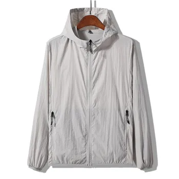 

New Summer Ultra Light Sun Protection Clothing Hooded Thin Men Jacket Anti-UV Windbreaker Quick-drying Male Coat