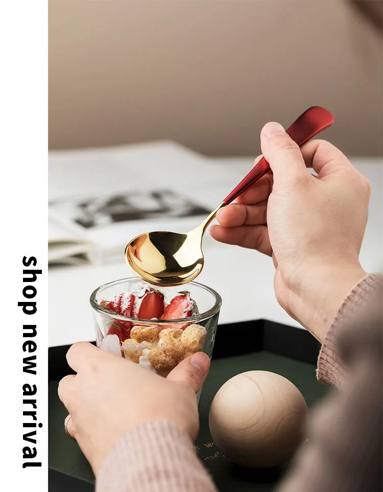 Stainless-steel-spoon_04