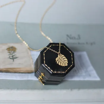 

Cremo Wholesale Beach Palm Tree Necklaces Pendants Stainless Steel Jewelry Rose Gold Color Monstera Leaf Necklace Collares