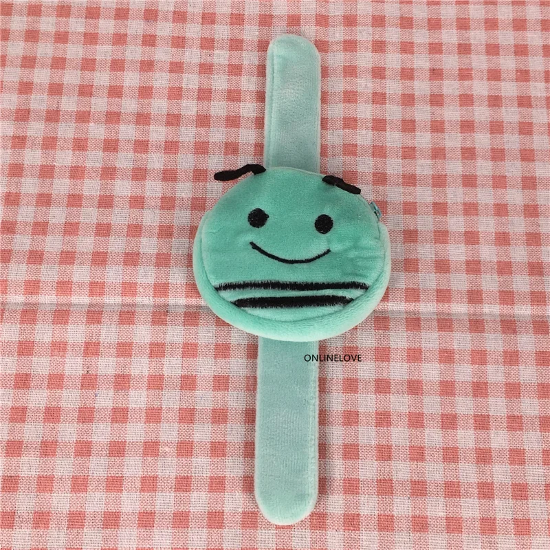o (81)