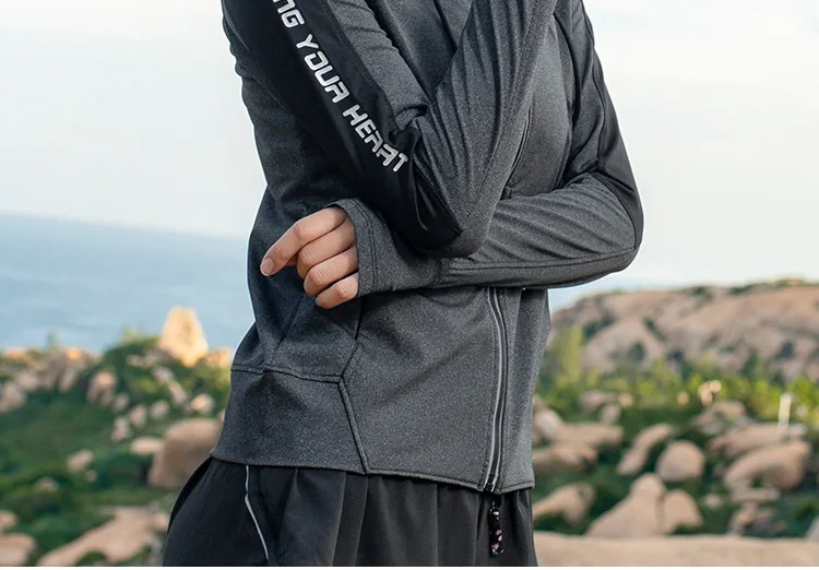 women-sport-long-sleeve_30