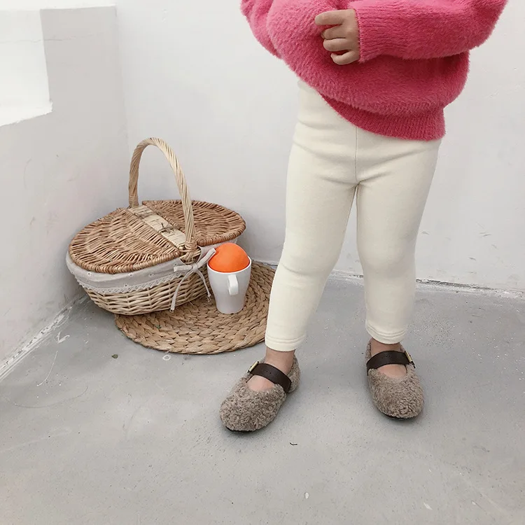 12641342280_1823421814