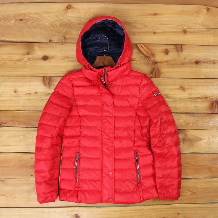 

2020 new winter female light weight hooded down jacket white duck down red women winter jacket coat parka puffer monclair jas