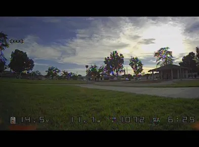 

Hot 1080P 200W FPV Camera Mista 800TVL Backlight 2.1mm 2.5mm Wide Angle 16:9 OSD PAL/NTSC Switchable For RC Quadcopter Model Dro