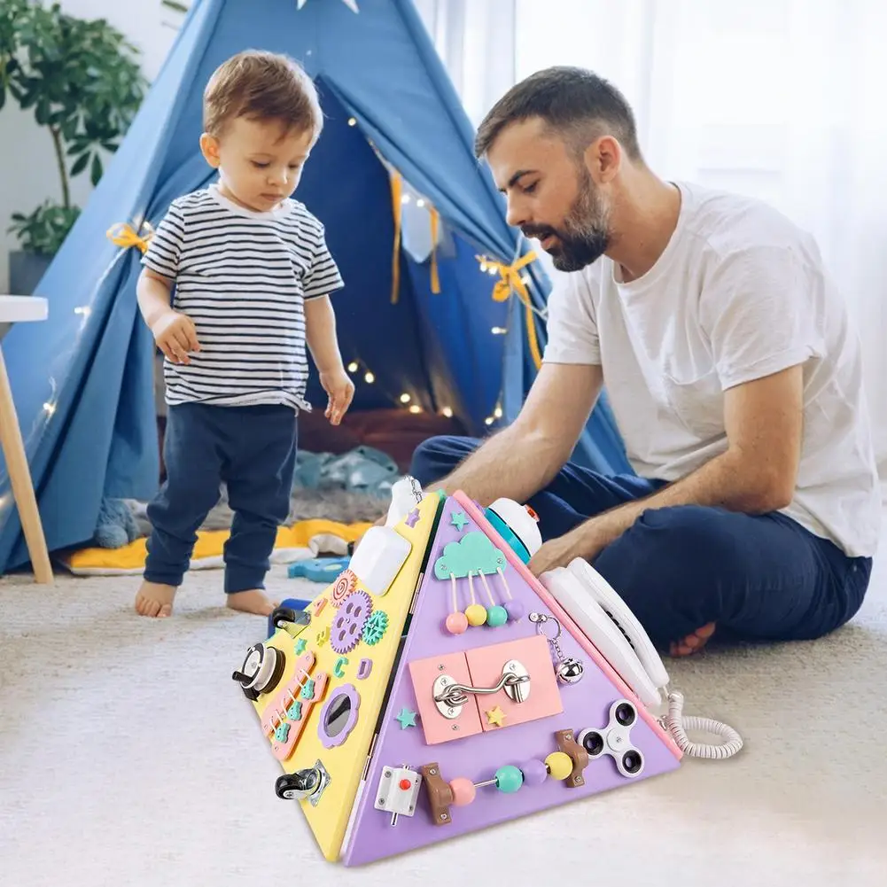 Jouets d'éducation précoce Busy Board Intelligence 1-3 Tout-petit  Compétence en bois avec mezzanine pour bébés enfants d'âge préscolaire