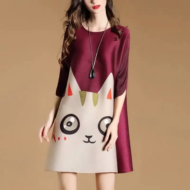 

Женское платье-миди с открытой спиной, круглым вырезом и принтом