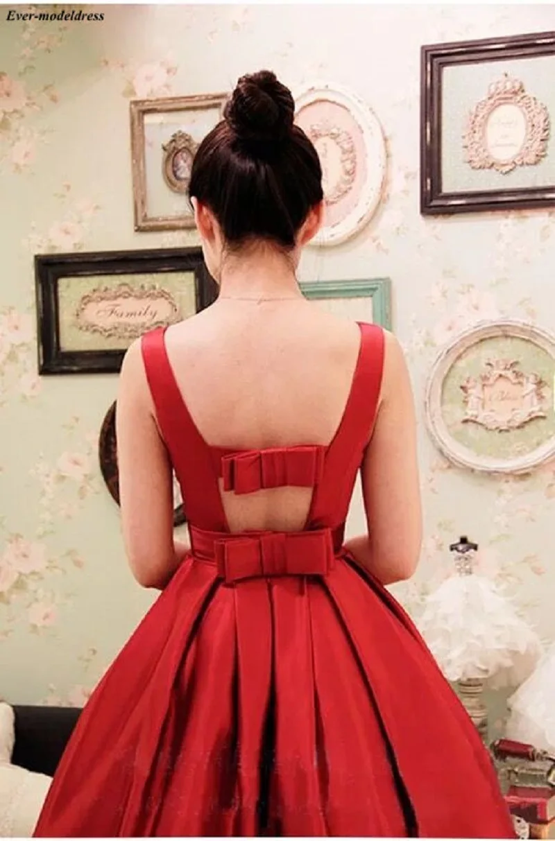 Красные короткие платья для выпускного А-силуэта с открытой спиной до колена атласные платья на выпускной бал вечерние платья коктейльное платье дешево
